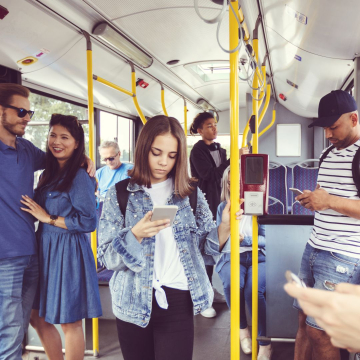 Holidays and their impact on Peruvian public transport 