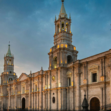 What to do at night in Arequipa, Peru? 