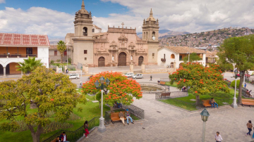 What to do at night in Ayacucho, Peru? 