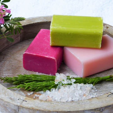 How to make soap from recycled oil? 