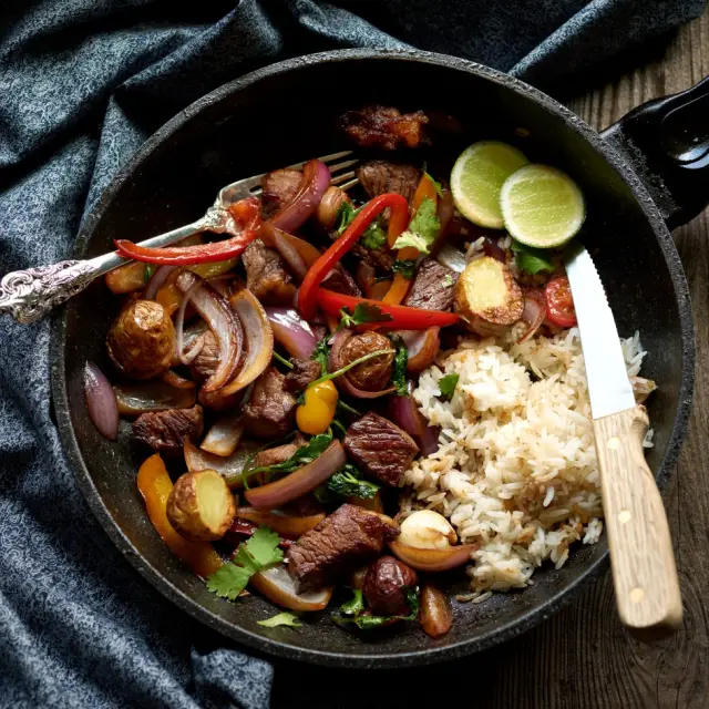 Lomo Saltado