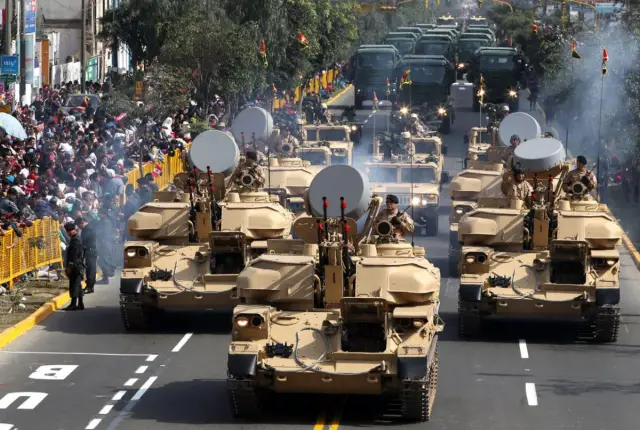 desfile militar peru 3