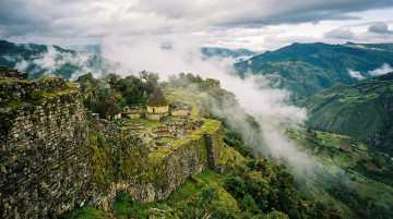 Guía para visitar el complejo arqueológico de Kuélap y descubrir la majestuosidad de la cultura Chachapoyas