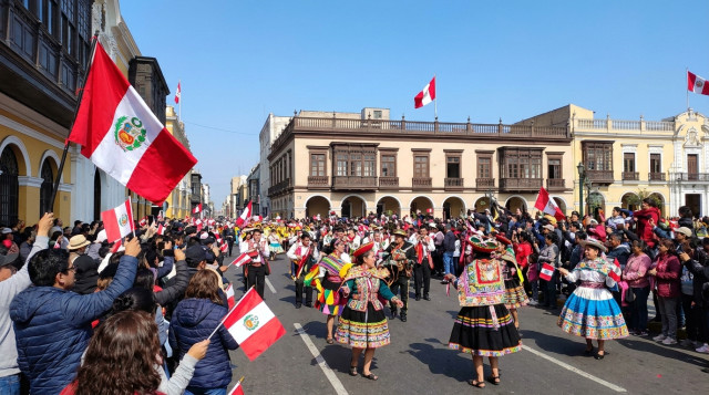 Qué se celebra en julio en Perú calendario de efemérides y festividades patrias
