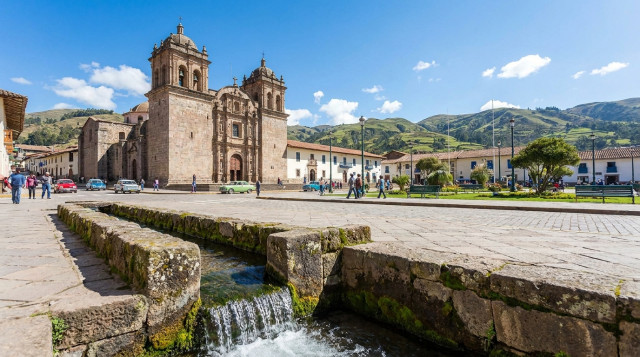 Guía para visitar la ciudad de Cajamarca atractivos turísticos historia y qué hacer en la capital del carnaval peruano