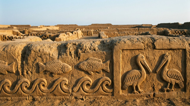 Guía para visitar el complejo arqueológico de Chan Chan en Trujillo historia y recomendaciones para recorrer la ciudad de barro